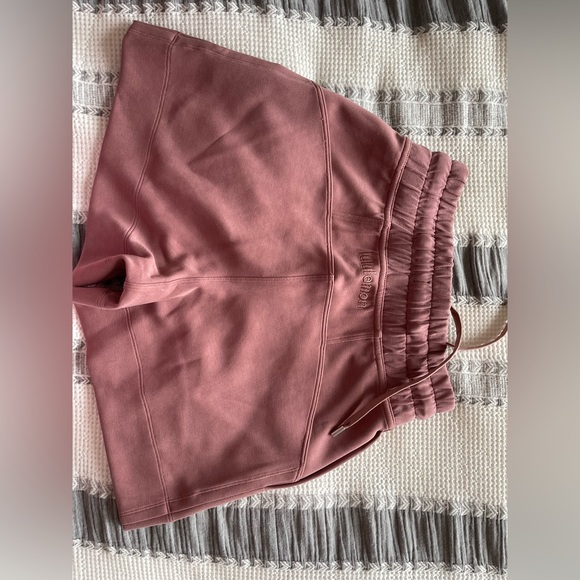 Lululemon Soft Ambitions High Rise Short - Picture 3 of 3